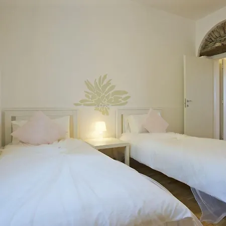 Apartment Alle